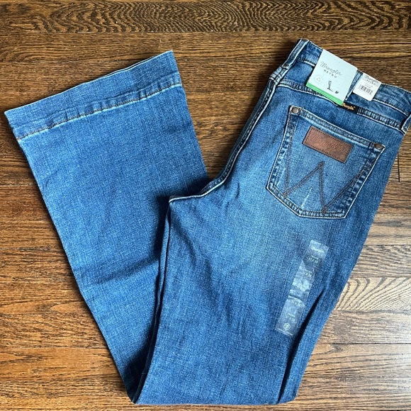 NWT Wrangler Retro Trouser Jeans size 31x34 - Picture 1 of 9